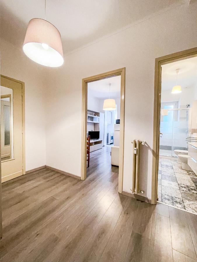 Myhouse Inn Marche - Affitti Brevi Italia トリノ エクステリア 写真