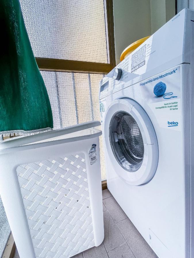 Myhouse Inn Marche - Affitti Brevi Italia トリノ エクステリア 写真